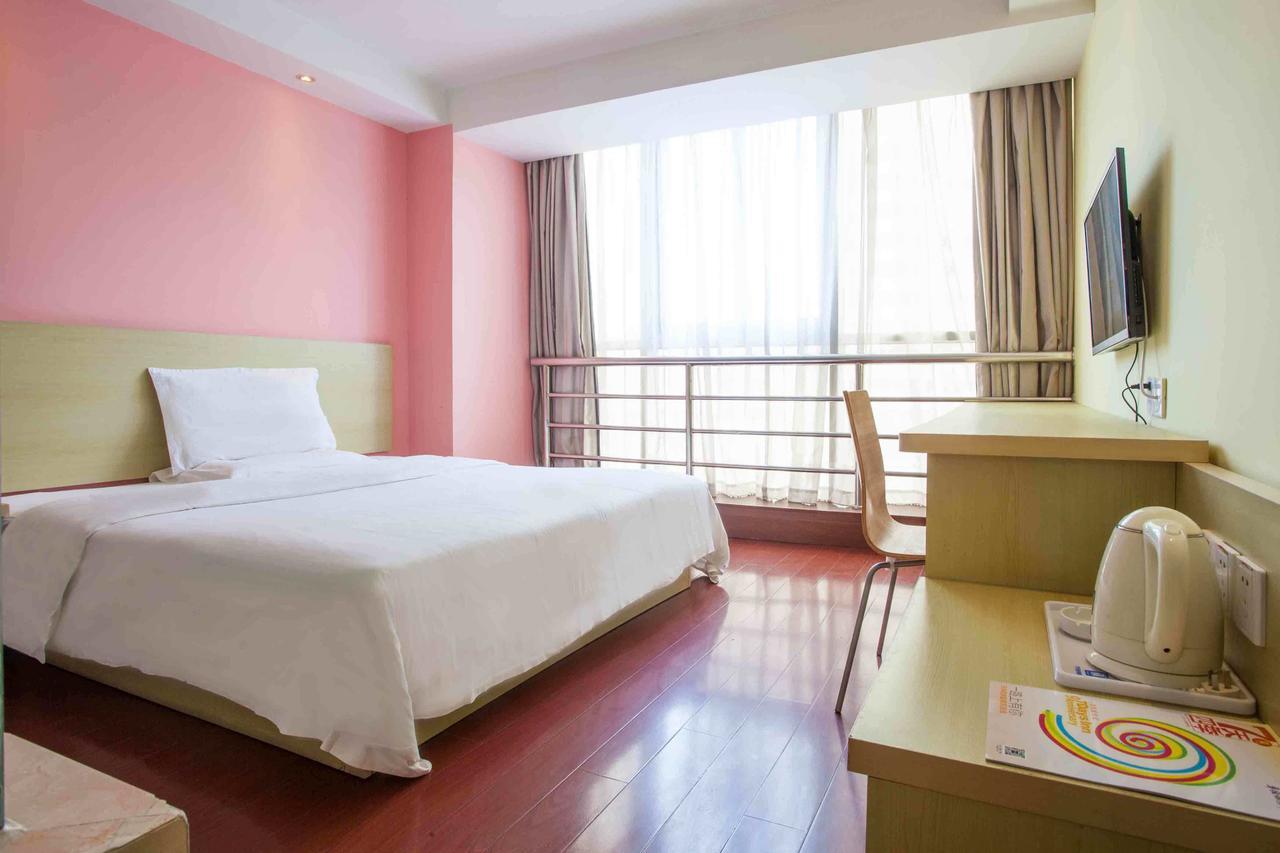 7Days Inn Suqian Qianniaoyuan Square Екстер'єр фото